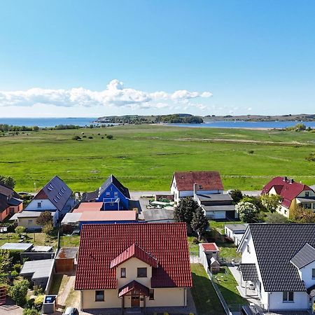 Schicke Fewo Mit Terrasse, Gratis Nutzung Vom Ahoi Erlebnisbad Und Sauna In Sellin - Haus De Niege Wech Fewo 02 Thiessow Exterior foto